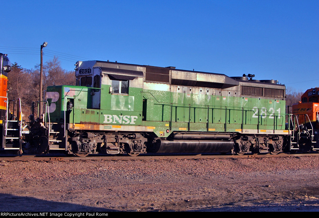 BNSF 2821 at Gibson Yard